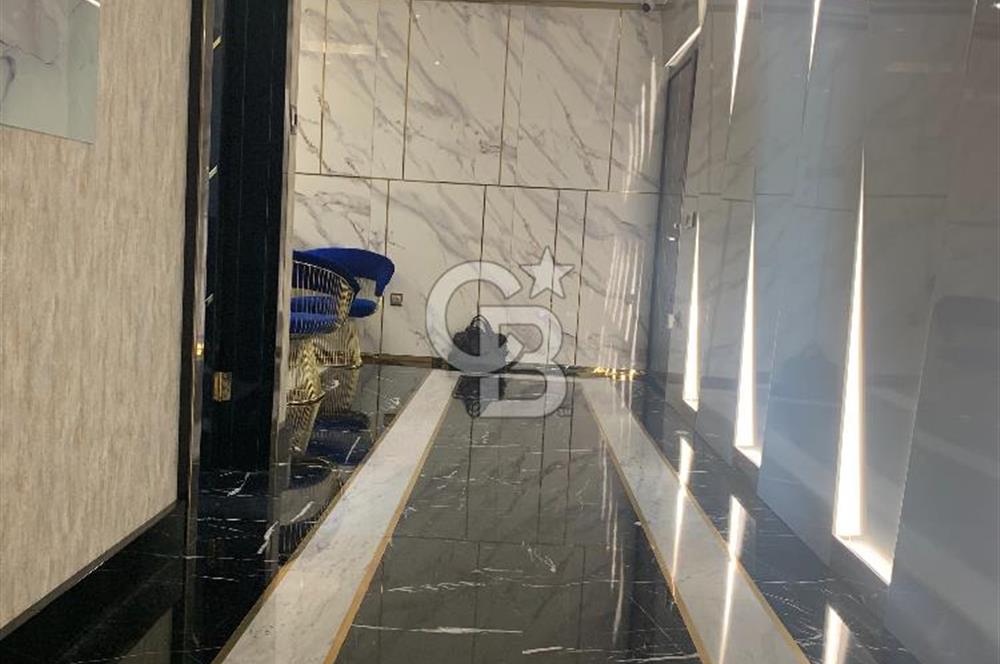 ÇUKURANBAR 1071 USTA PLAZADA ŞEHİR MANZARALI SATILIK LÜKS OFİS