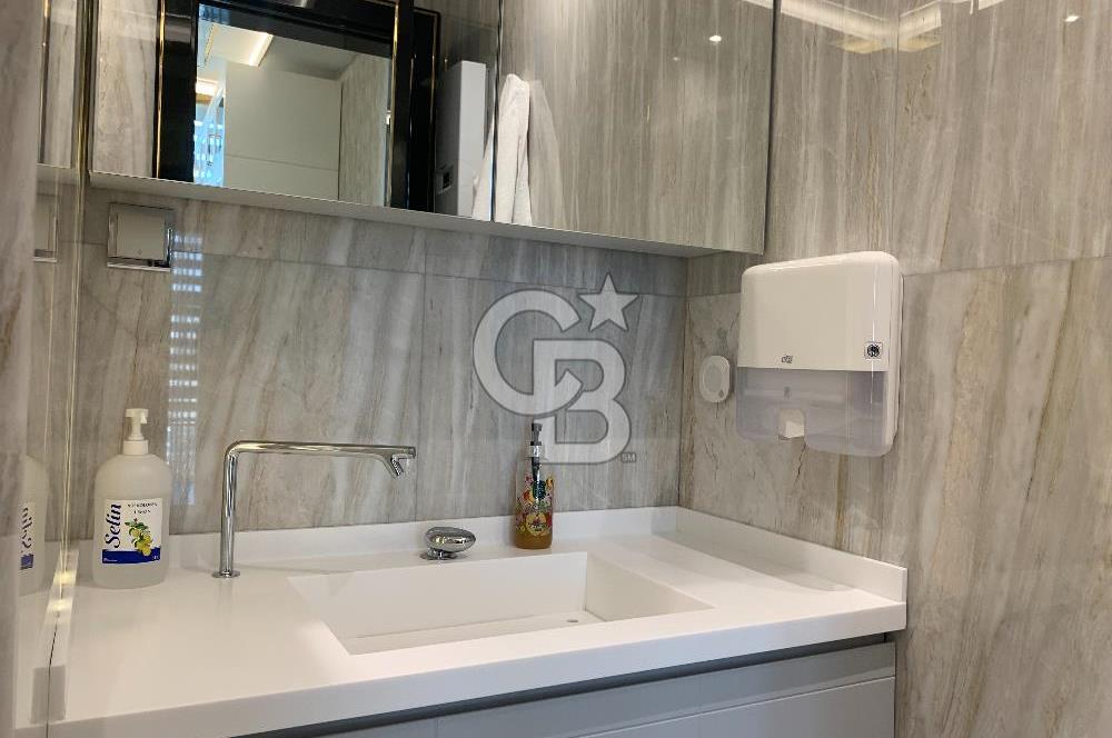 ÇUKURANBAR 1071 USTA PLAZADA ŞEHİR MANZARALI SATILIK LÜKS OFİS