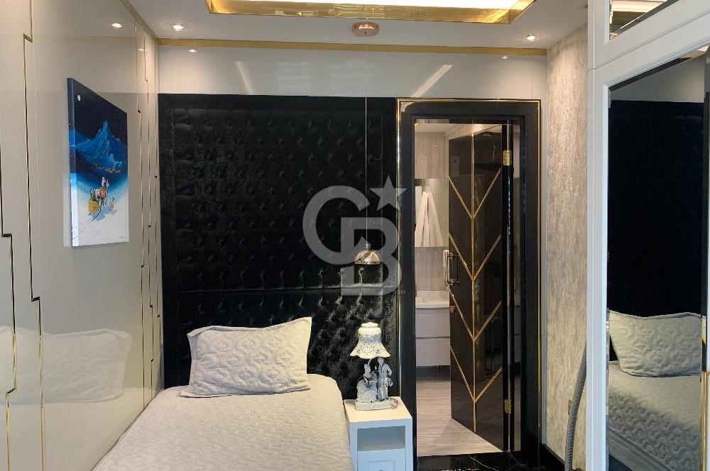 ÇUKURANBAR 1071 USTA PLAZADA ŞEHİR MANZARALI SATILIK LÜKS OFİS