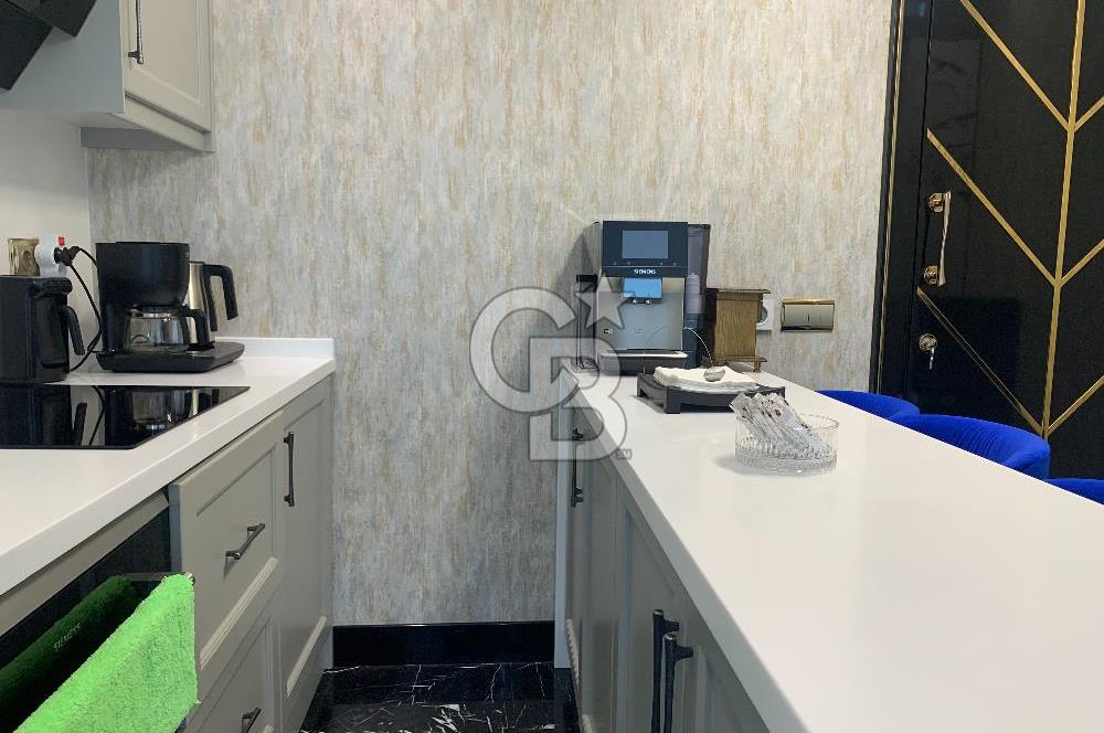 ÇUKURANBAR 1071 USTA PLAZADA ŞEHİR MANZARALI SATILIK LÜKS OFİS