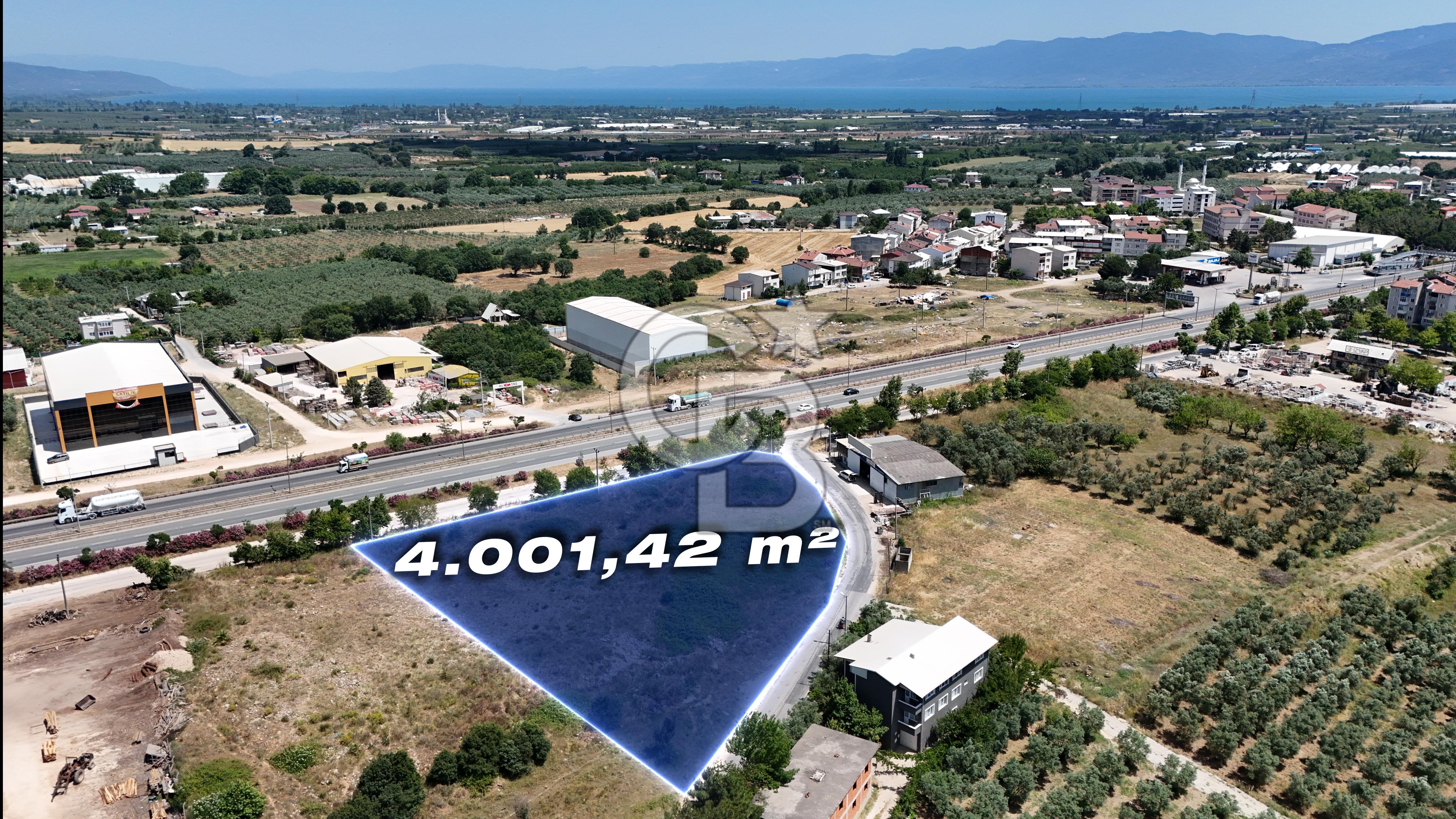 BURSA ORHANGAZİDE ANA YOLA CEPHE 4.0002m2 ARSA