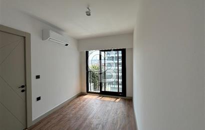 İZMİR BORNOVA PASSA NOVA DA HAVUZ CEPHELİ KİRALIK 1+1 DAİRE