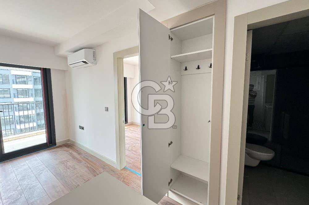 İZMİR BORNOVA PASSA NOVA DA HAVUZ CEPHELİ KİRALIK 1+1 DAİRE