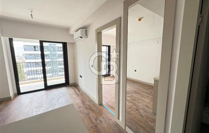 İZMİR BORNOVA PASSA NOVA DA HAVUZ CEPHELİ KİRALIK 1+1 DAİRE