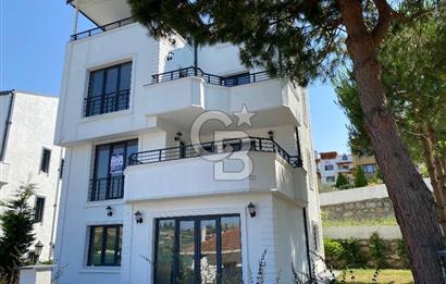 YALOVA TERMAL AKKÖY MENGÜÇ SİTESİNDE 6+2 LÜKS VİLLA!.