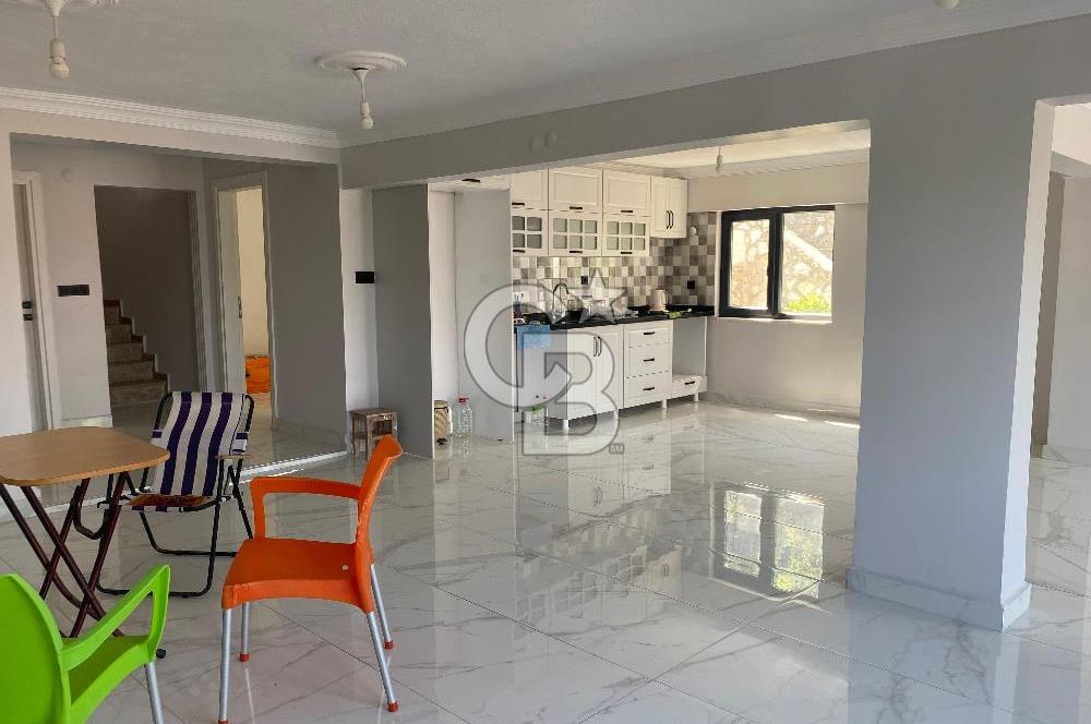 YALOVA TERMAL AKKÖY MENGÜÇ SİTESİNDE 6+2 LÜKS VİLLA!.