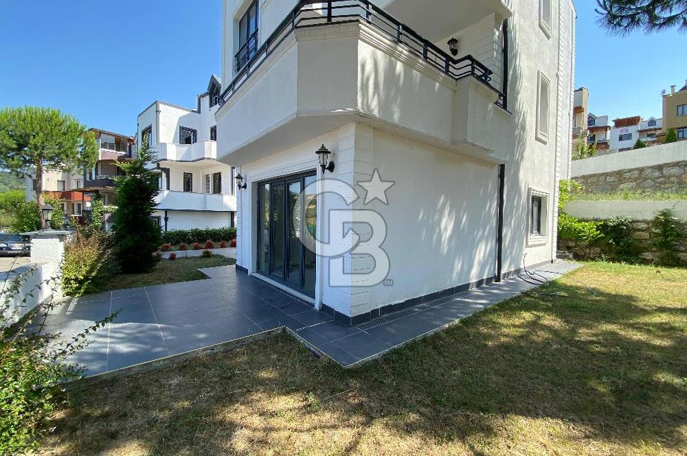 YALOVA TERMAL AKKÖY MENGÜÇ SİTESİNDE 6+2 LÜKS VİLLA!.