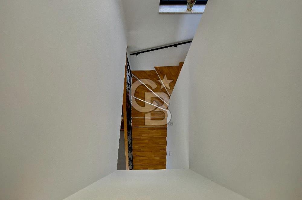 Datça Emecik Mahallesi'nde 861m²Arsa İçinde 390m² Lüks 4+1 Villa