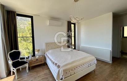 Datça Emecik Mahallesi'nde 861m²Arsa İçinde 390m² Lüks 4+1 Villa