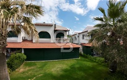 Ayvalık Sarımsaklı İnci Sitesi 4+1 Denize Sıfır Tripleks Villa