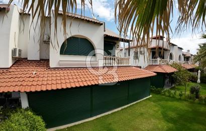 Ayvalık Sarımsaklı İnci Sitesi 4+1 Denize Sıfır Tripleks Villa
