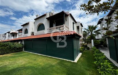 Ayvalık Sarımsaklı İnci Sitesi 4+1 Denize Sıfır Tripleks Villa