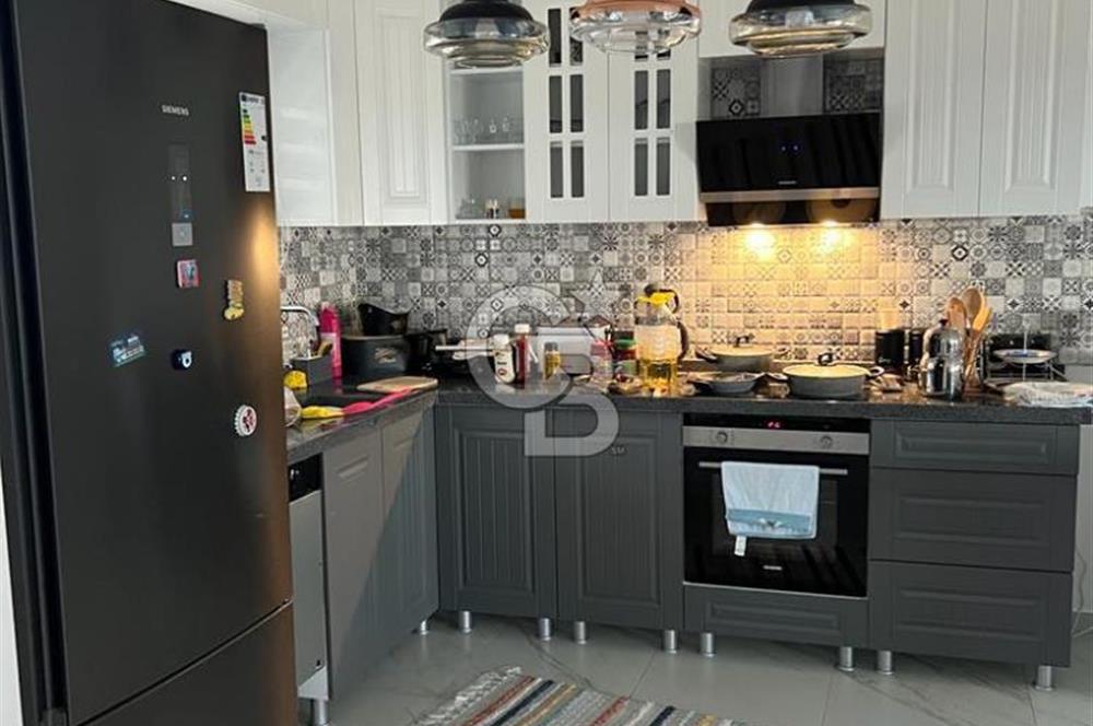 Ayvalık Sarımsaklı İnci Sitesi 4+1 Denize Sıfır Tripleks Villa
