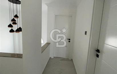 Ayvalık Sarımsaklı İnci Sitesi 4+1 Denize Sıfır Tripleks Villa