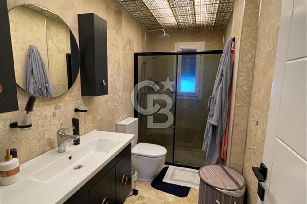 Ayvalık Sarımsaklı İnci Sitesi 4+1 Denize Sıfır Tripleks Villa