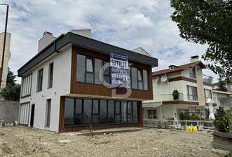 İLKBAHAR MAHALLESİ 5+2 SATILIK TAM MÜSTAKİL BİNA