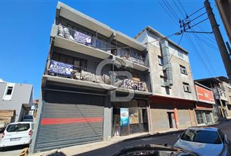KARABAĞLAR MOBİLYACILAR SANAYİSİNDE 3 KATLI 3 CEPHELİ KÖŞE 
