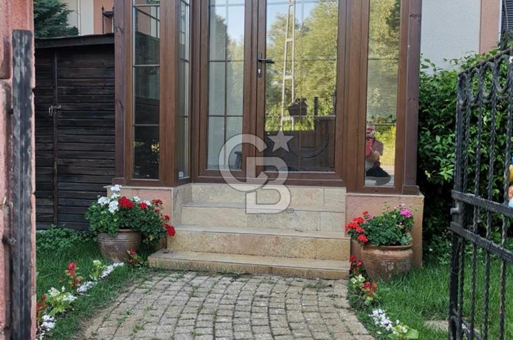 ŞİLE KUMBABADA GENİŞ BAHÇELİ SATILIK EN GÜZEL TRİPLEKS VİLLA