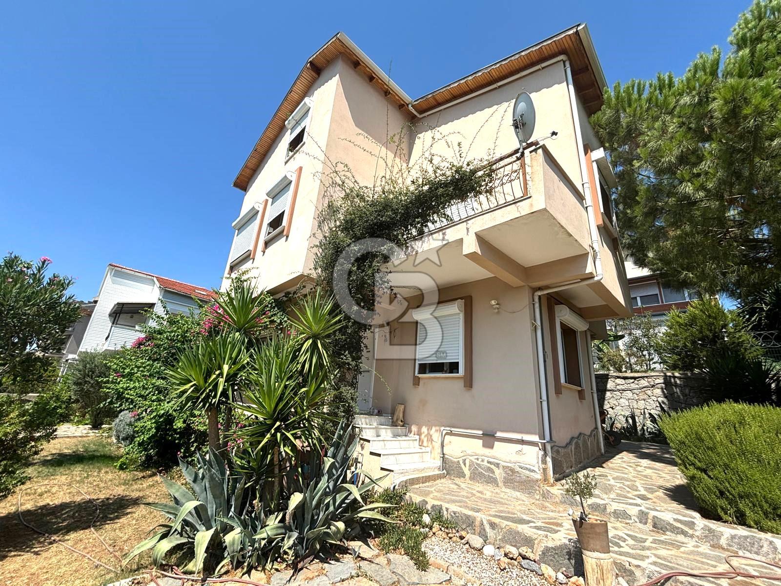 Güzelbahçe Yamaç Evler Sitesinde Kiralık Villa