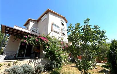 Güzelbahçe Yamaç Evler Sitesinde Kiralık Villa