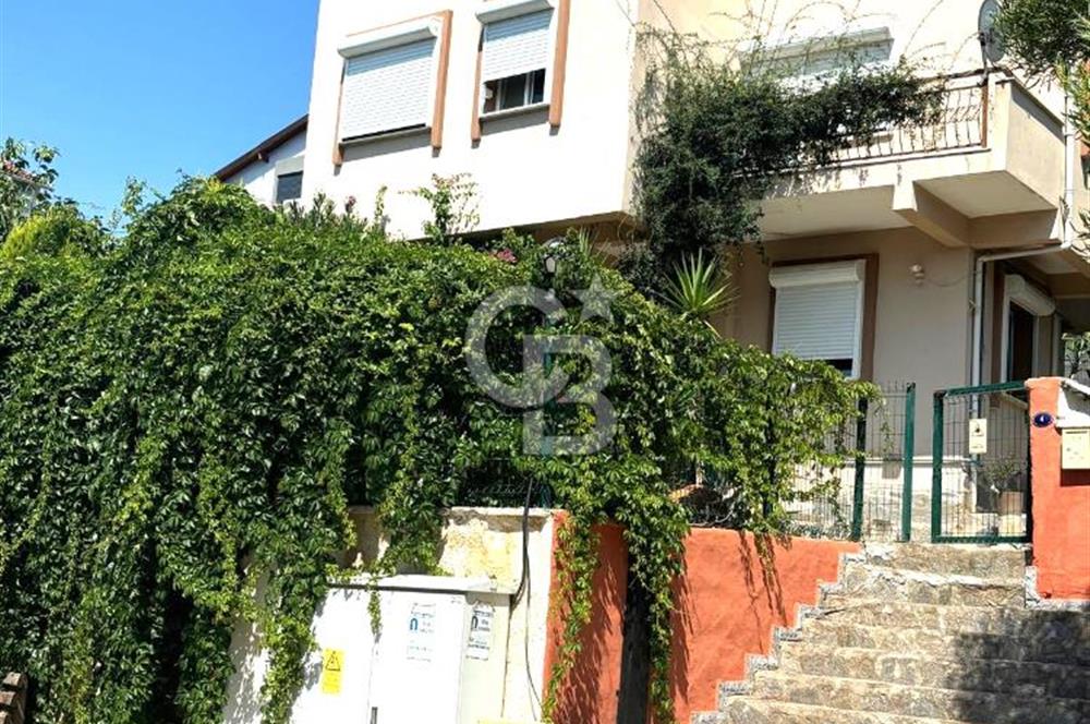 Güzelbahçe Yamaç Evler Sitesinde Kiralık Villa