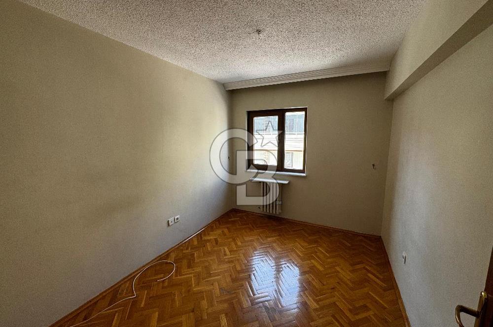 ÇANKAYA İLKBAHAR MAH. TURAN GÜNEŞ BULVARI KİRALIK 4+1 130 M2