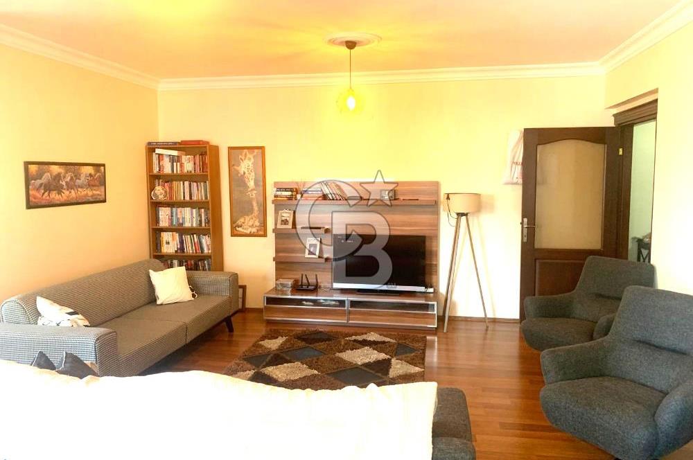 BEYLİKDÜZÜ ADNAN KAHVECİ MAH YENİ AY APARTMANI SATILIK 3+1 DAİRE