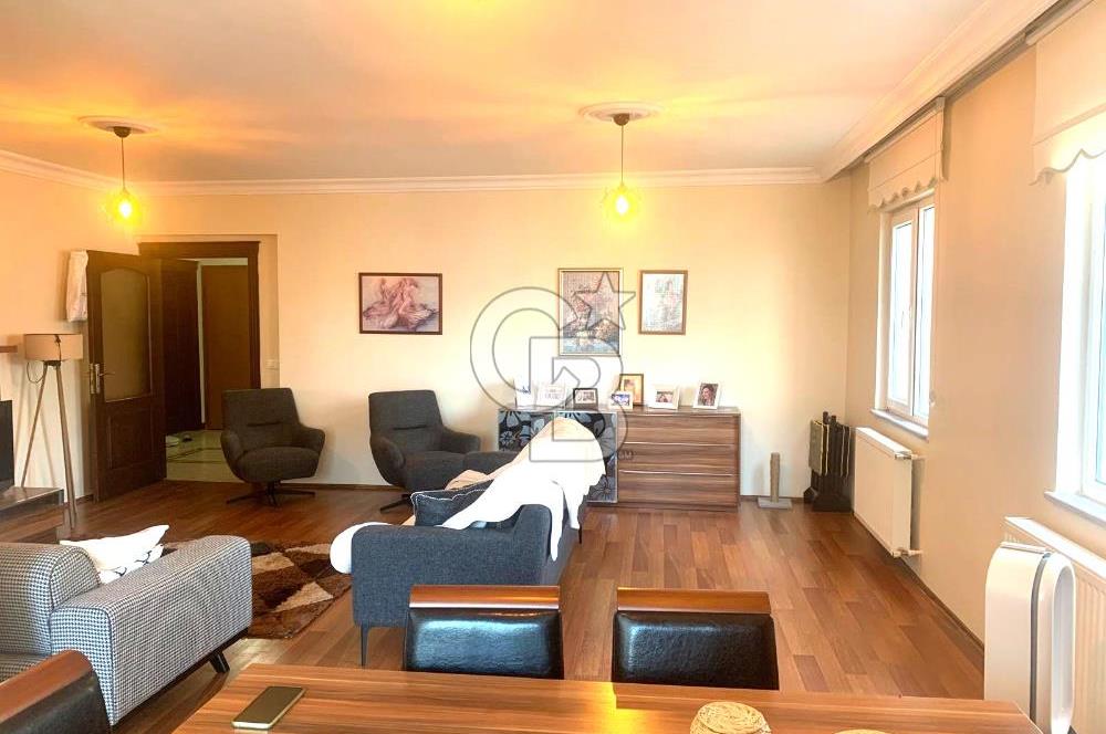 BEYLİKDÜZÜ ADNAN KAHVECİ MAH YENİ AY APARTMANI SATILIK 3+1 DAİRE