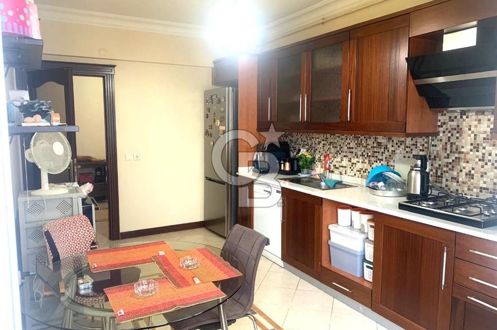 BEYLİKDÜZÜ ADNAN KAHVECİ MAH YENİ AY APARTMANI SATILIK 3+1 DAİRE