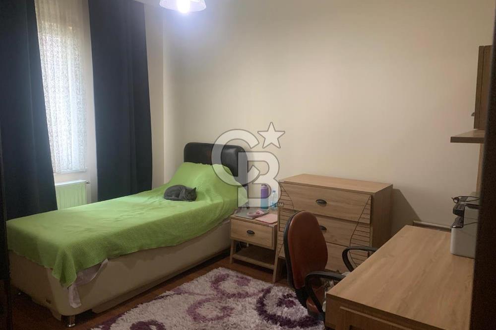 BEYLİKDÜZÜ ADNAN KAHVECİ MAH YENİ AY APARTMANI SATILIK 3+1 DAİRE
