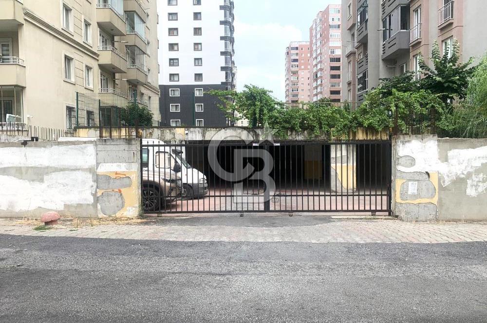 BEYLİKDÜZÜ ADNAN KAHVECİ MAH YENİ AY APARTMANI SATILIK 3+1 DAİRE