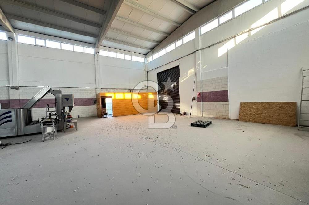 Denizli Çivril' de 3267 M² Arsa İçerisinde 1100 M² Kapalı Depo