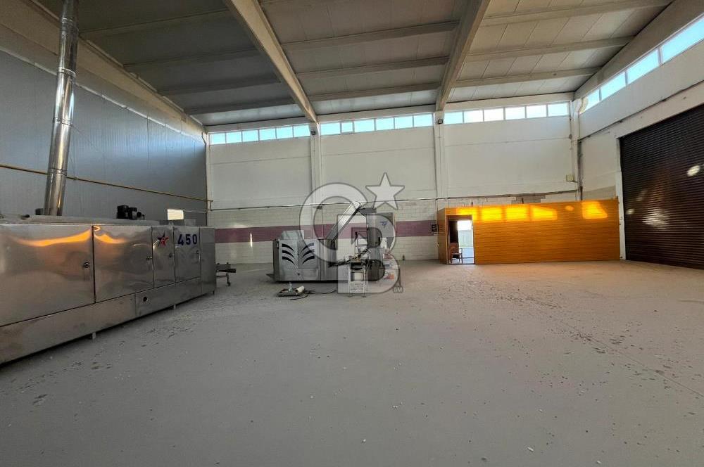 Denizli Çivril' de 3267 M² Arsa İçerisinde 1100 M² Kapalı Depo