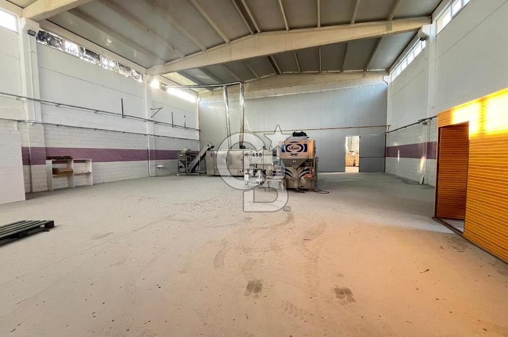 Denizli Çivril' de 3267 M² Arsa İçerisinde 1100 M² Kapalı Depo