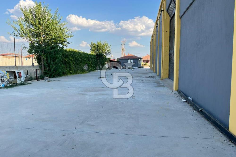 Denizli Çivril' de 3267 M² Arsa İçerisinde 1100 M² Kapalı Depo