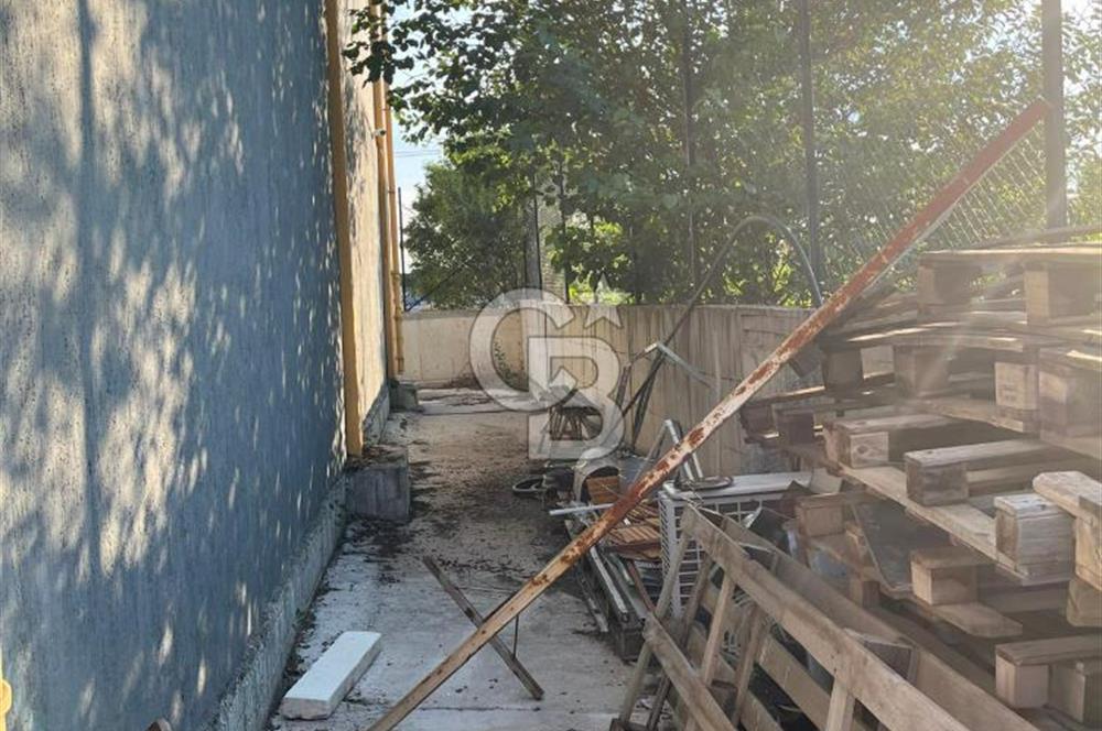 Denizli Çivril' de 3267 M² Arsa İçerisinde 1100 M² Kapalı Depo