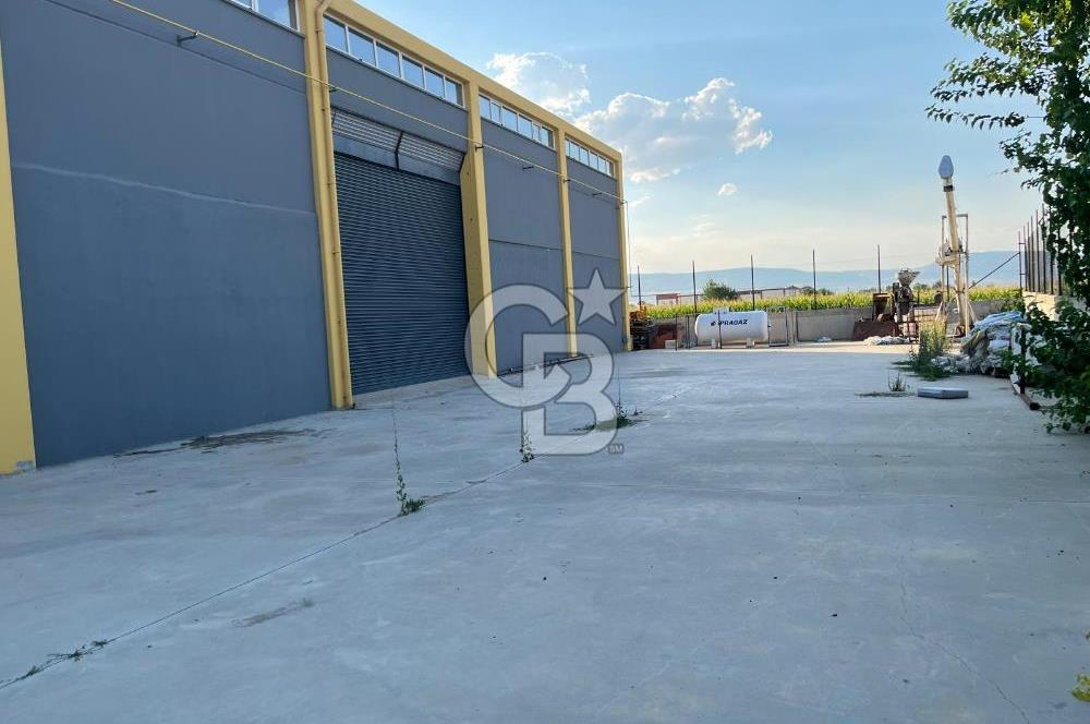 Denizli Çivril' de 3267 M² Arsa İçerisinde 1100 M² Kapalı Depo