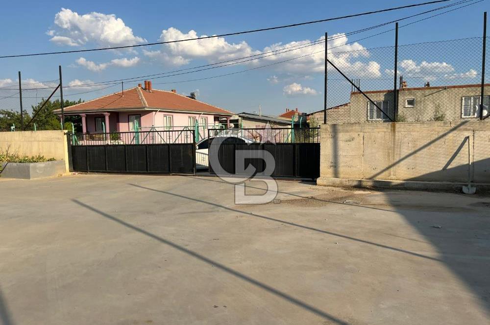 Denizli Çivril' de 3267 M² Arsa İçerisinde 1100 M² Kapalı Depo