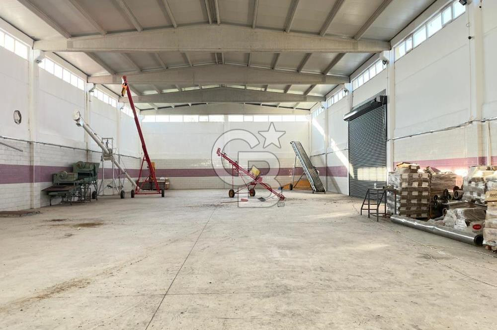 Denizli Çivril' de 3267 M² Arsa İçerisinde 1100 M² Kapalı Depo