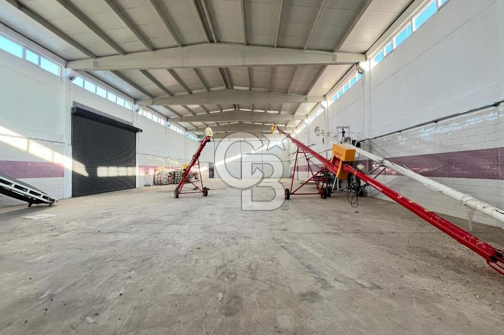 Denizli Çivril' de 3267 M² Arsa İçerisinde 1100 M² Kapalı Depo