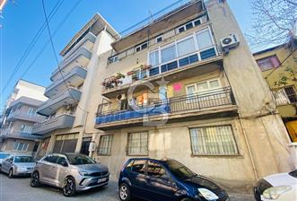BORNOVA ÇAMDİBİ MERKEZDE SATILIK DAİRE