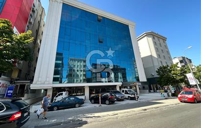 MALTEPE MİNİBÜS YOLUNDA NEFES PLAZA'DA YÜKSEK TAVANLI BÜRO/OFİS