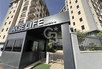 AKSE LİFE SİTESİ MİLLET BAHÇESİ YANI 3+1