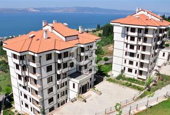 CB CLASS KARAMÜRSEL DEREKÖY DENİZ MANZARALI SATILIK 3+1 DAİRE