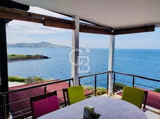 Bodrum Yalıkavak'ta Satılık Plajlı Sitede Ön Sıra Villa