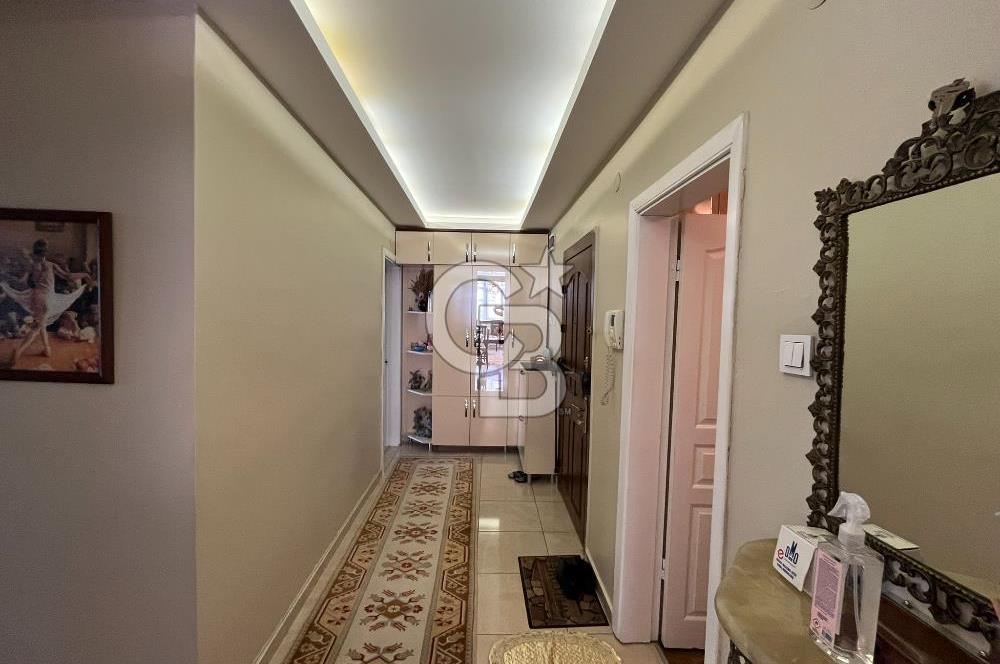 KAVAKLIDERE BANKACI CADDESİ KÖŞE AÇIK OTOPARKLI BİNADA 3+1
