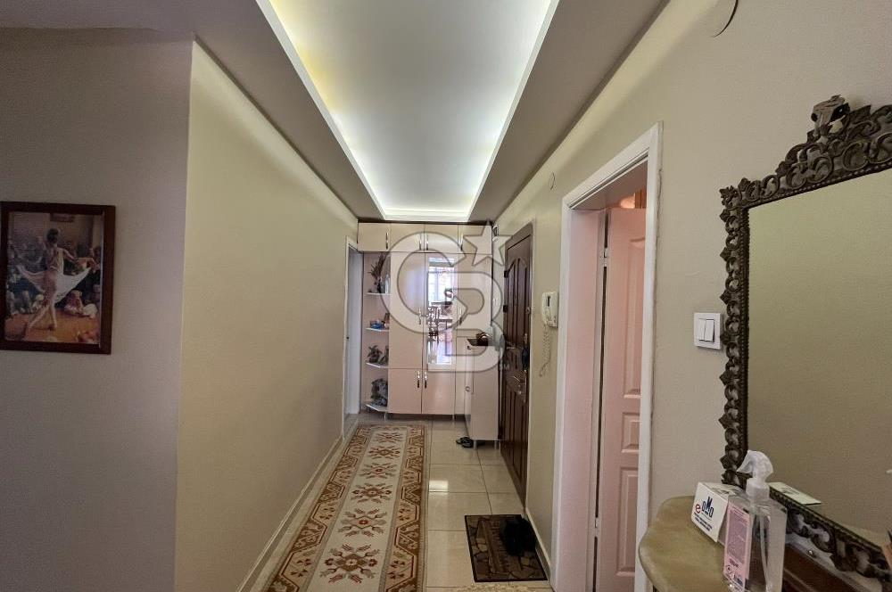 KAVAKLIDERE BANKACI CADDESİ KÖŞE AÇIK OTOPARKLI BİNADA 3+1