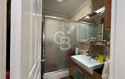 KAVAKLIDERE BANKACI CADDESİ KÖŞE AÇIK OTOPARKLI BİNADA 3+1