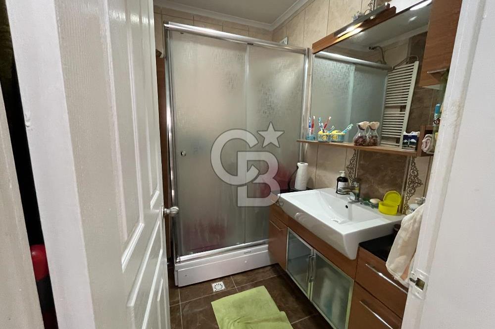 KAVAKLIDERE BANKACI CADDESİ KÖŞE AÇIK OTOPARKLI BİNADA 3+1