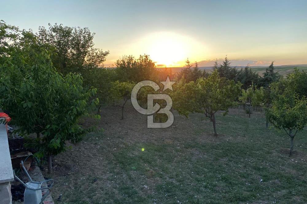 ÖzÇağla Sitesi 2 Katlı Villa, 5 Dönüm Arsa ile Birlikte Satılık 